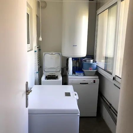 - Les Roses - Balcon 比亚里茨