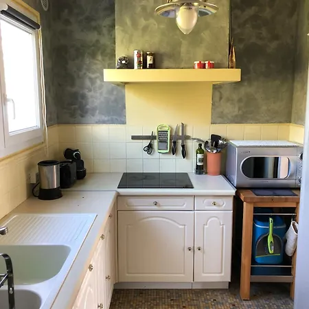 - Les Roses - Balcon * 比亚里茨